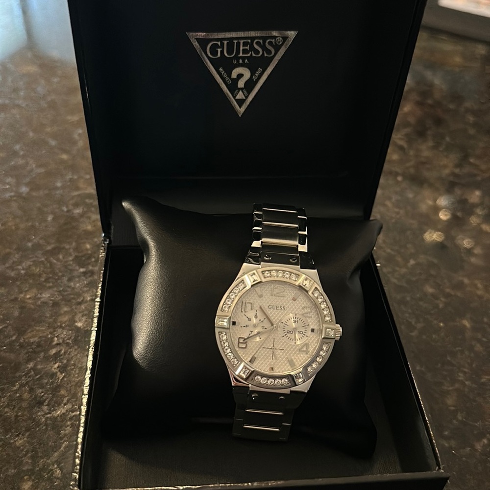 Guess women watch stainless silver